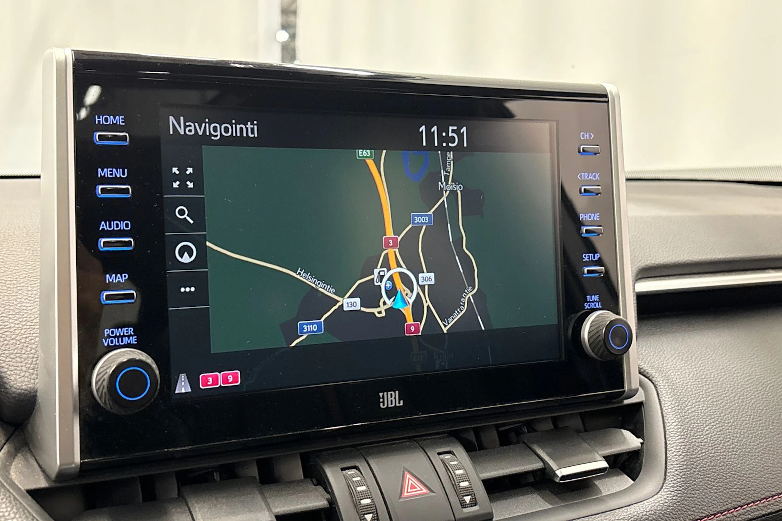 harmaa Toyota RAV4 Plug-in 2020 kuva 28.