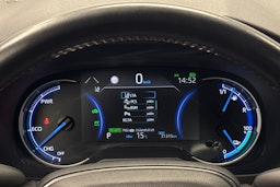valkoinen Toyota RAV4 Plug-in 2021 kuva 15.
