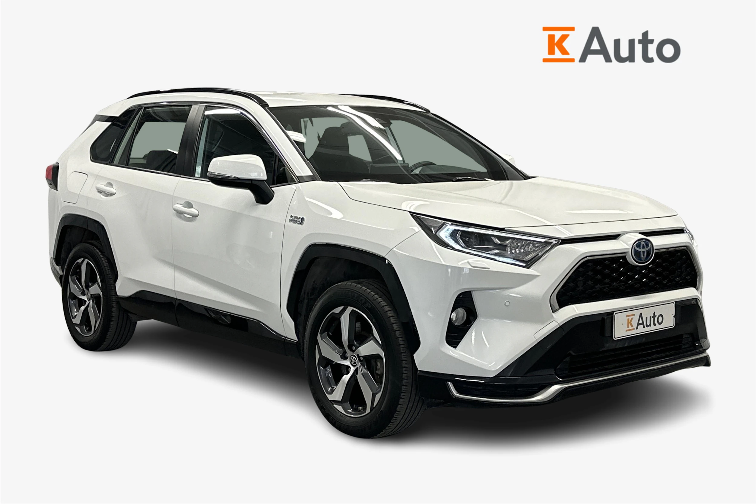 valkoinen Toyota RAV4 Plug-in 2021 kuva 1.