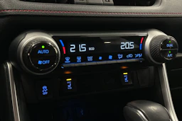 valkoinen Toyota RAV4 Plug-in 2021 kuva 23.