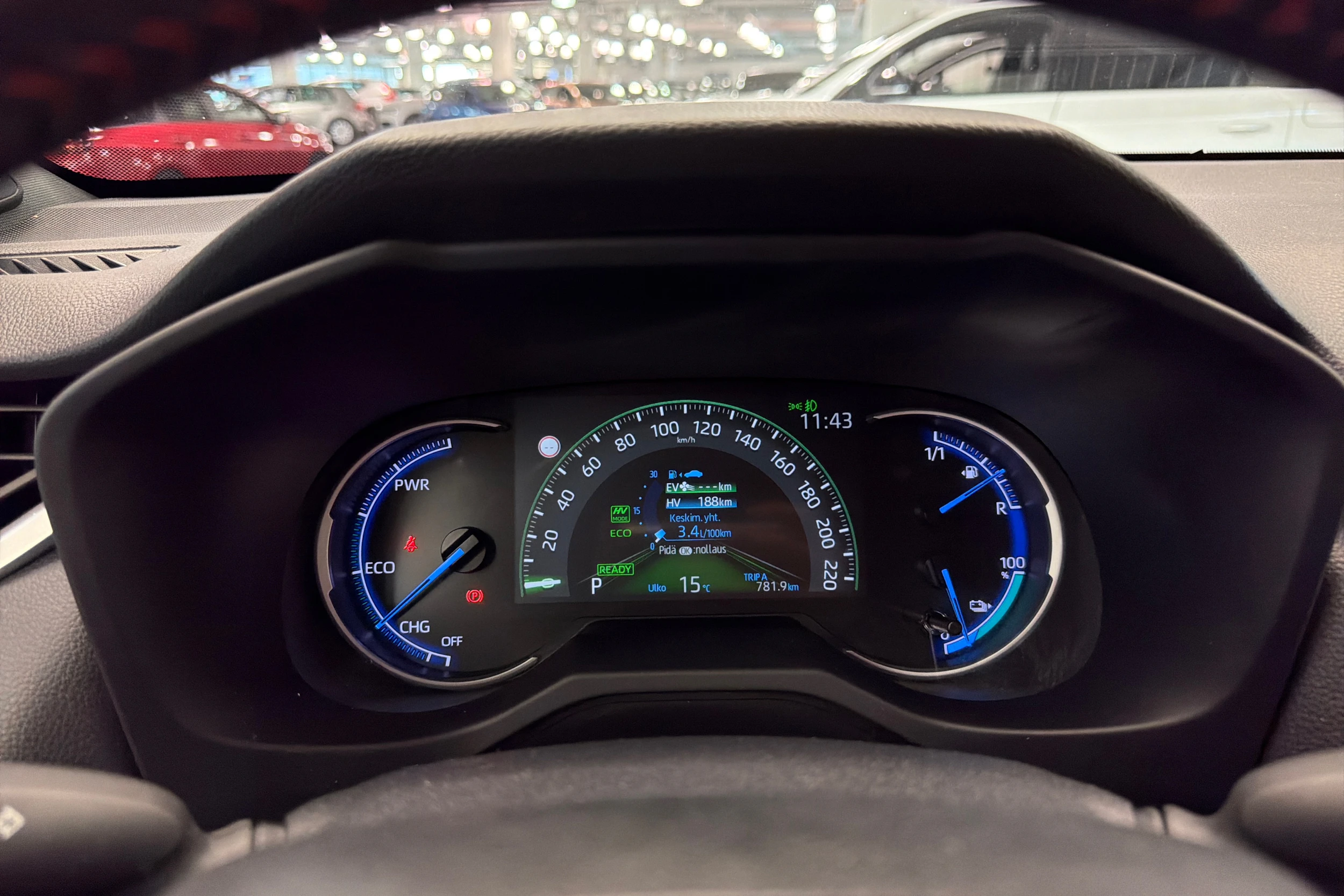 harmaa Toyota RAV4 Plug-in 2021 kuva 19.