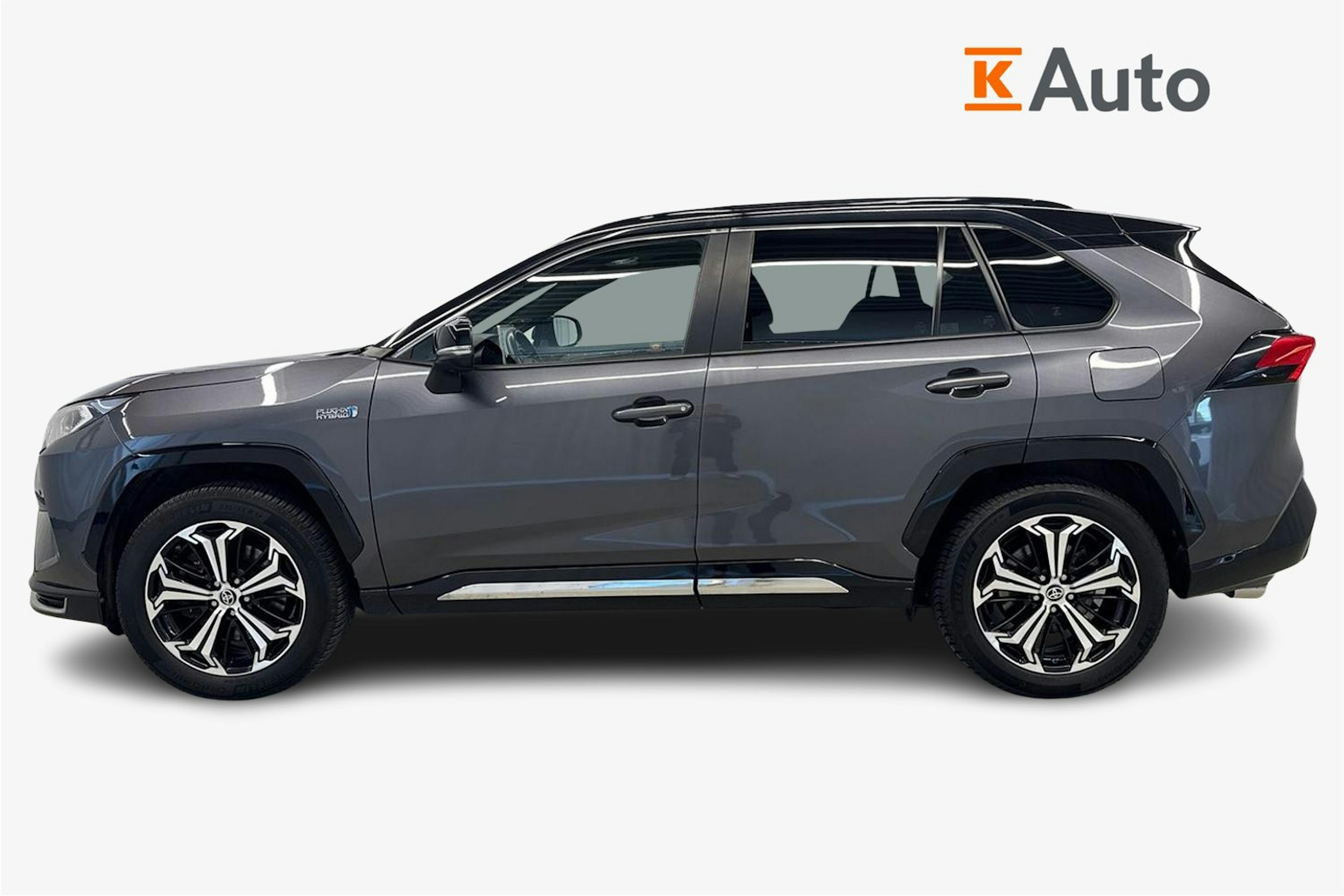 Harmaa Toyota RAV4 Plug-in 2021 kuva 6.