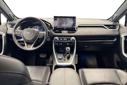 Harmaa Toyota RAV4 Plug-in 2021 kuva 9.