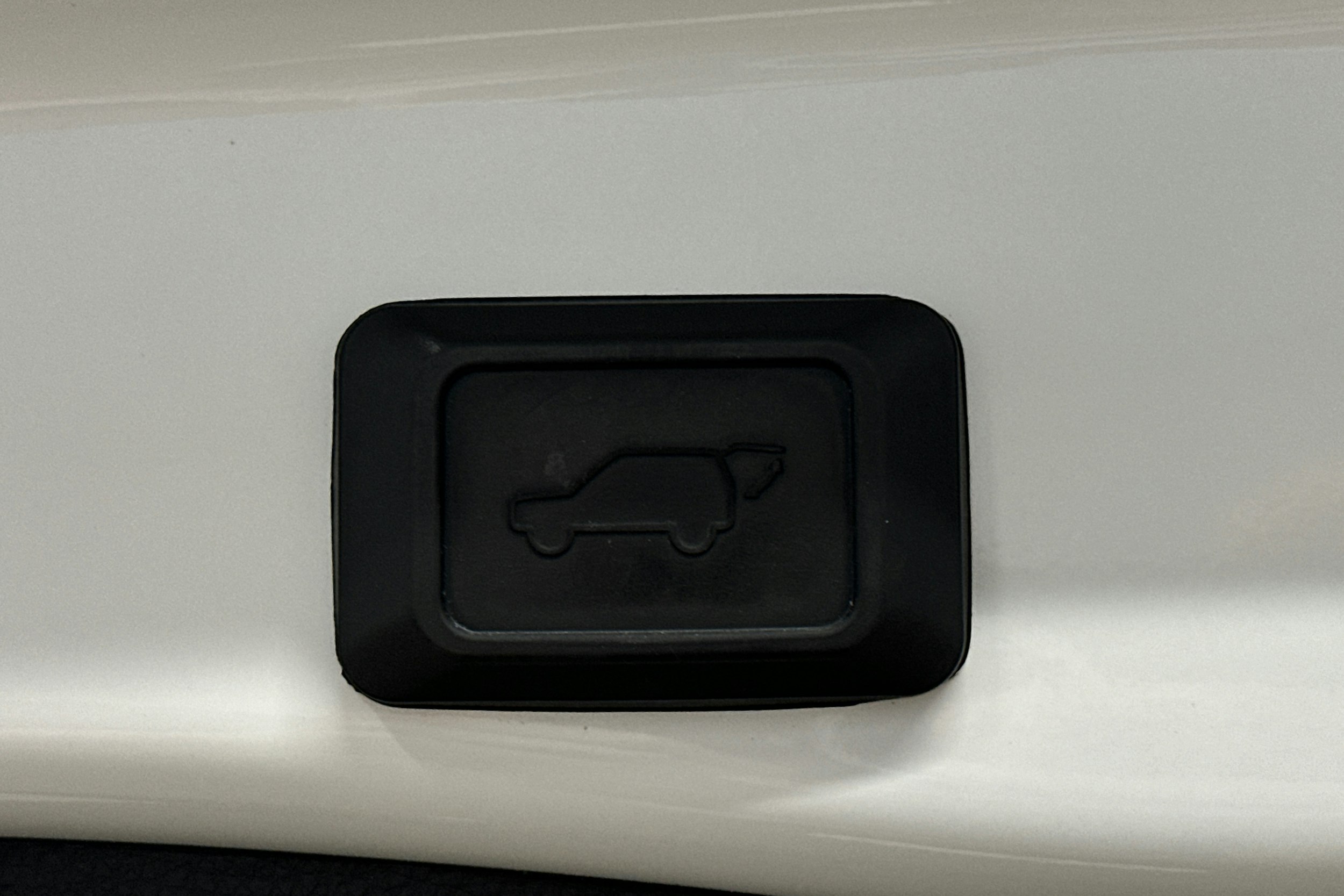 valkoinen Toyota RAV4 Plug-in 2022 kuva 15.