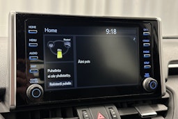 valkoinen Toyota RAV4 Plug-in 2022 kuva 23.