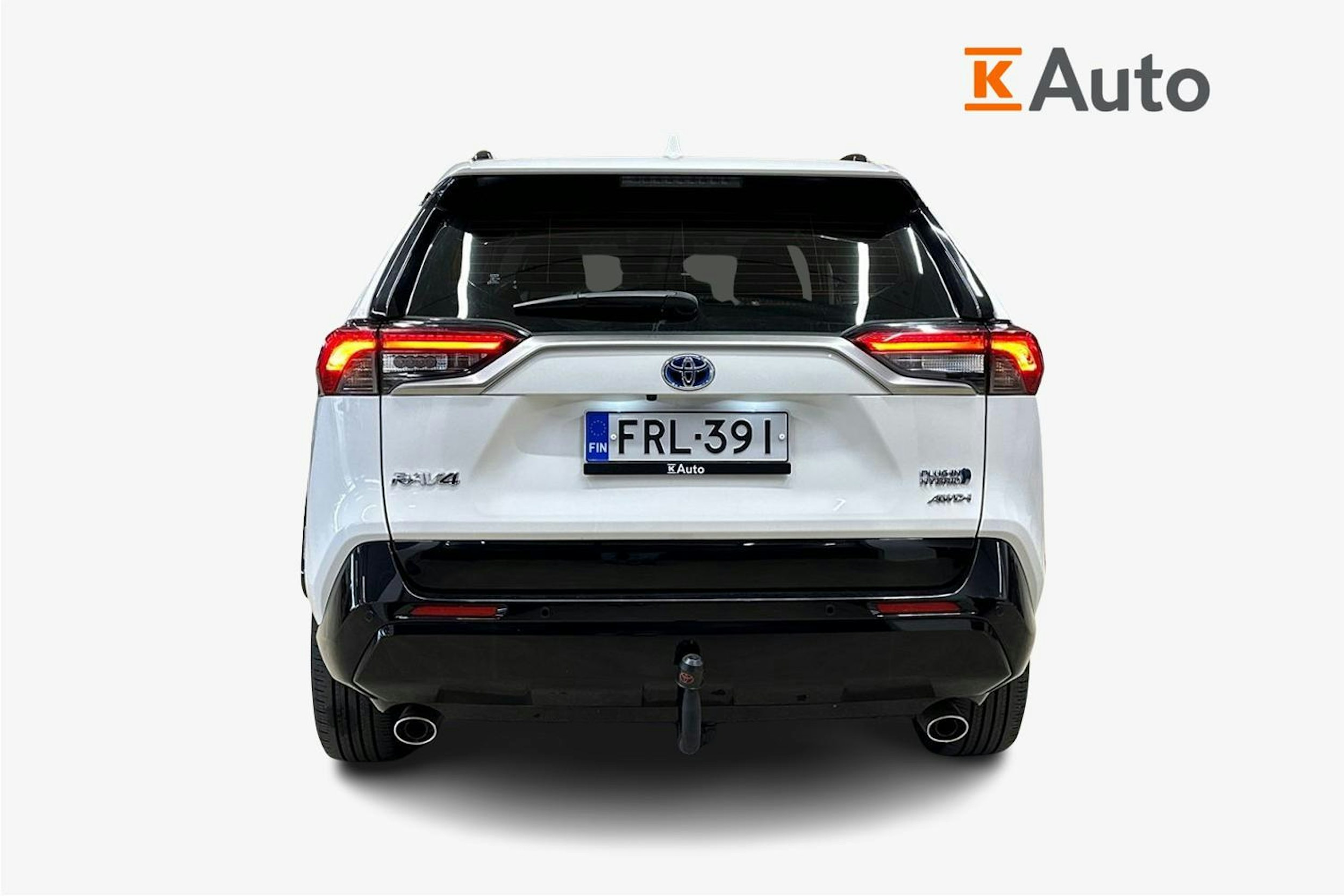 valkoinen Toyota RAV4 Plug-in 2022 kuva 3.
