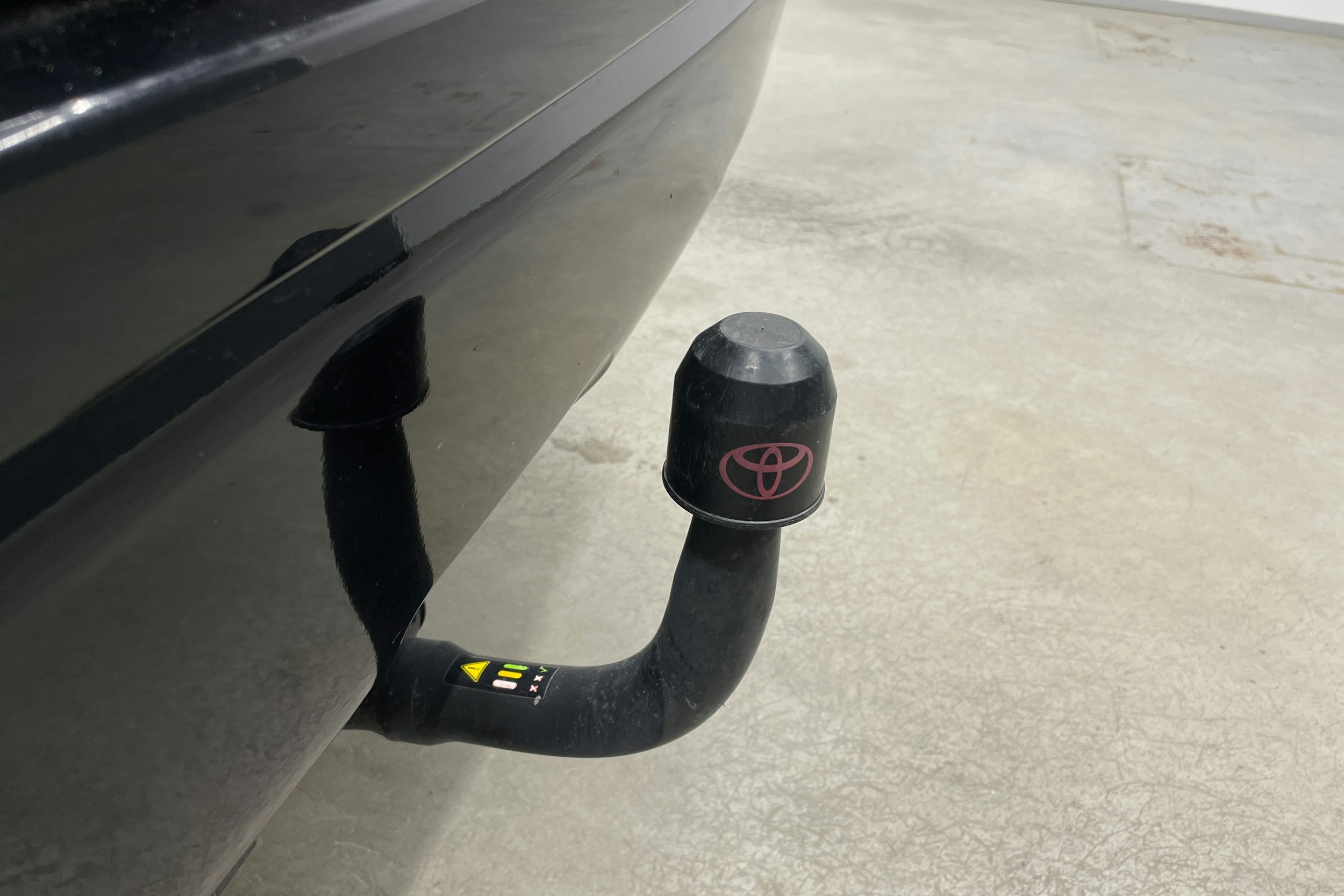 Valkoinen Toyota RAV4 Plug-in 2022 kuva 31.