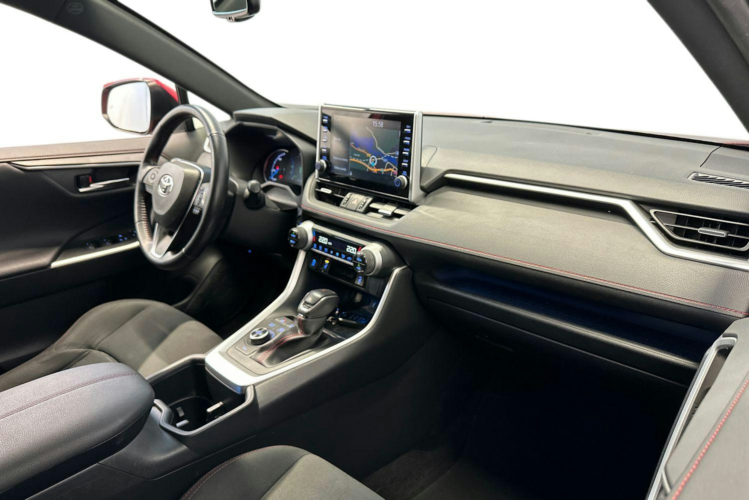 Punainen Toyota RAV4 Plug-in 2022 kuva 9.