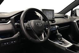 musta Toyota RAV4 Plug-in 2022 kuva 6.