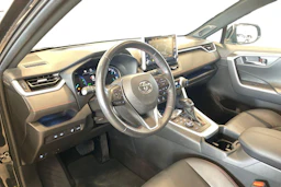 met. musta Toyota RAV4 Plug-in 2022 kuva 8.