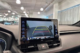 Musta Toyota RAV4 Plug-in 2022 kuva 31.