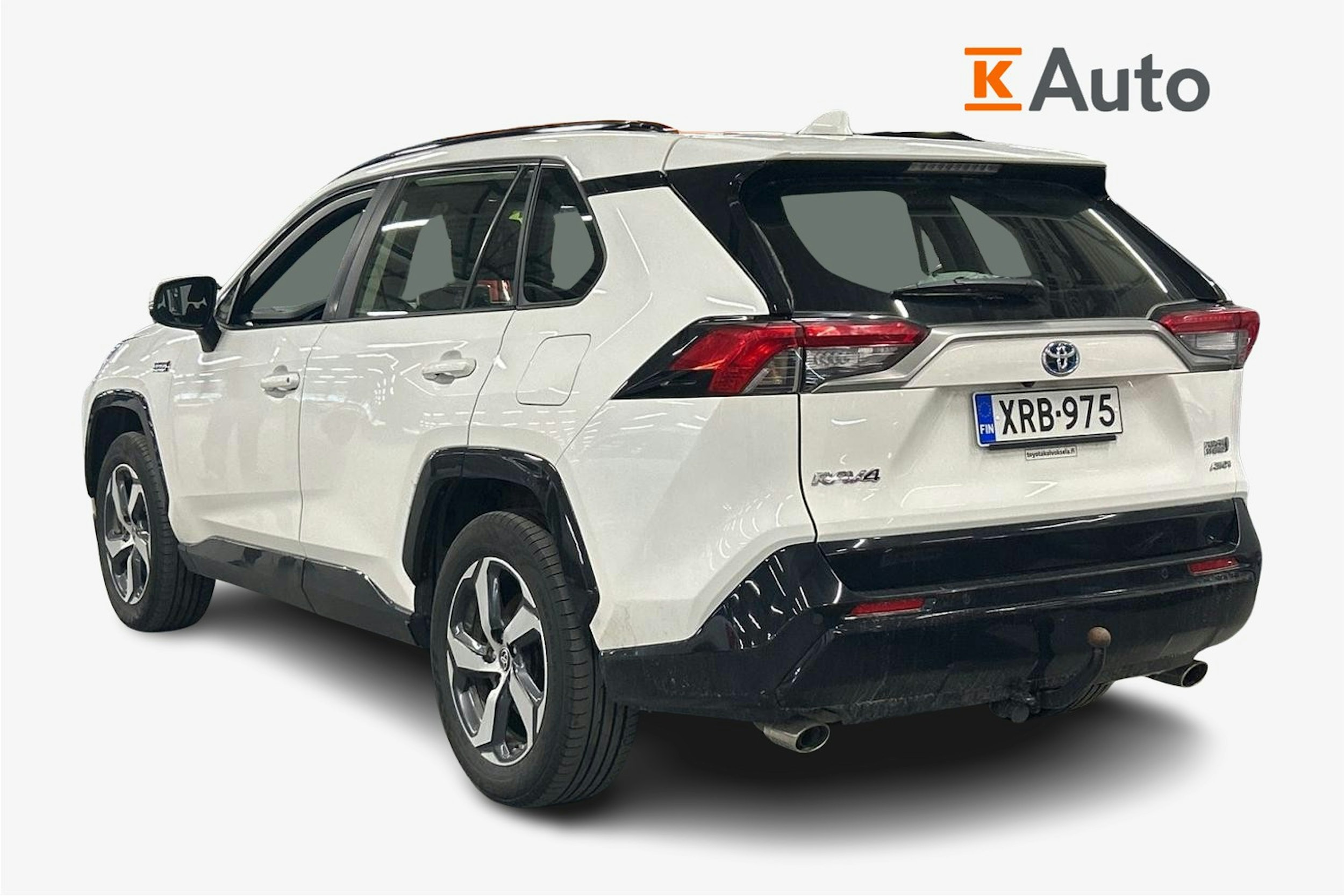 valkoinen Toyota RAV4 Plug-in 2022 kuva 2.