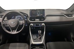 valkoinen Toyota RAV4 Plug-in 2022 kuva 9.