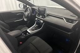 valkoinen Toyota RAV4 Plug-in 2022 kuva 14.