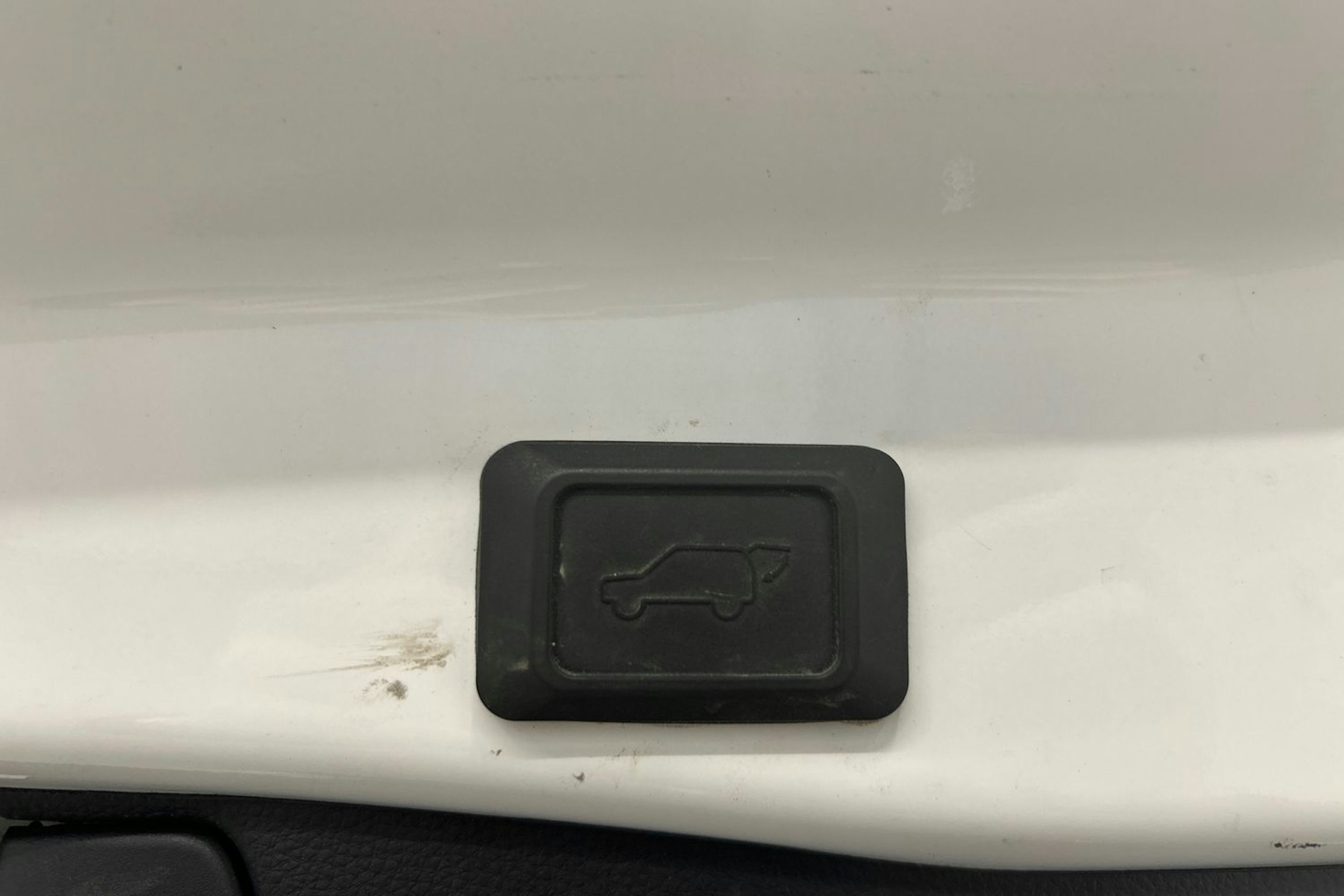 valkoinen Toyota RAV4 Plug-in 2022 kuva 33.