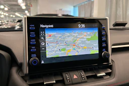 valkoinen Toyota RAV4 Plug-in 2022 kuva 24.