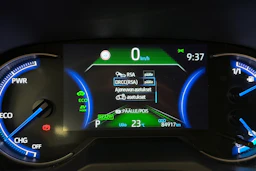 valkoinen Toyota RAV4 Plug-in 2022 kuva 28.