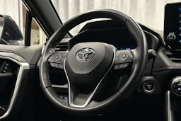 harmaa Toyota RAV4 Plug-in 2023 kuva 18.