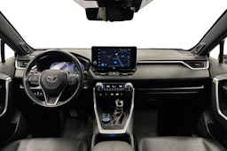 harmaa Toyota RAV4 Plug-in 2023 kuva 7.