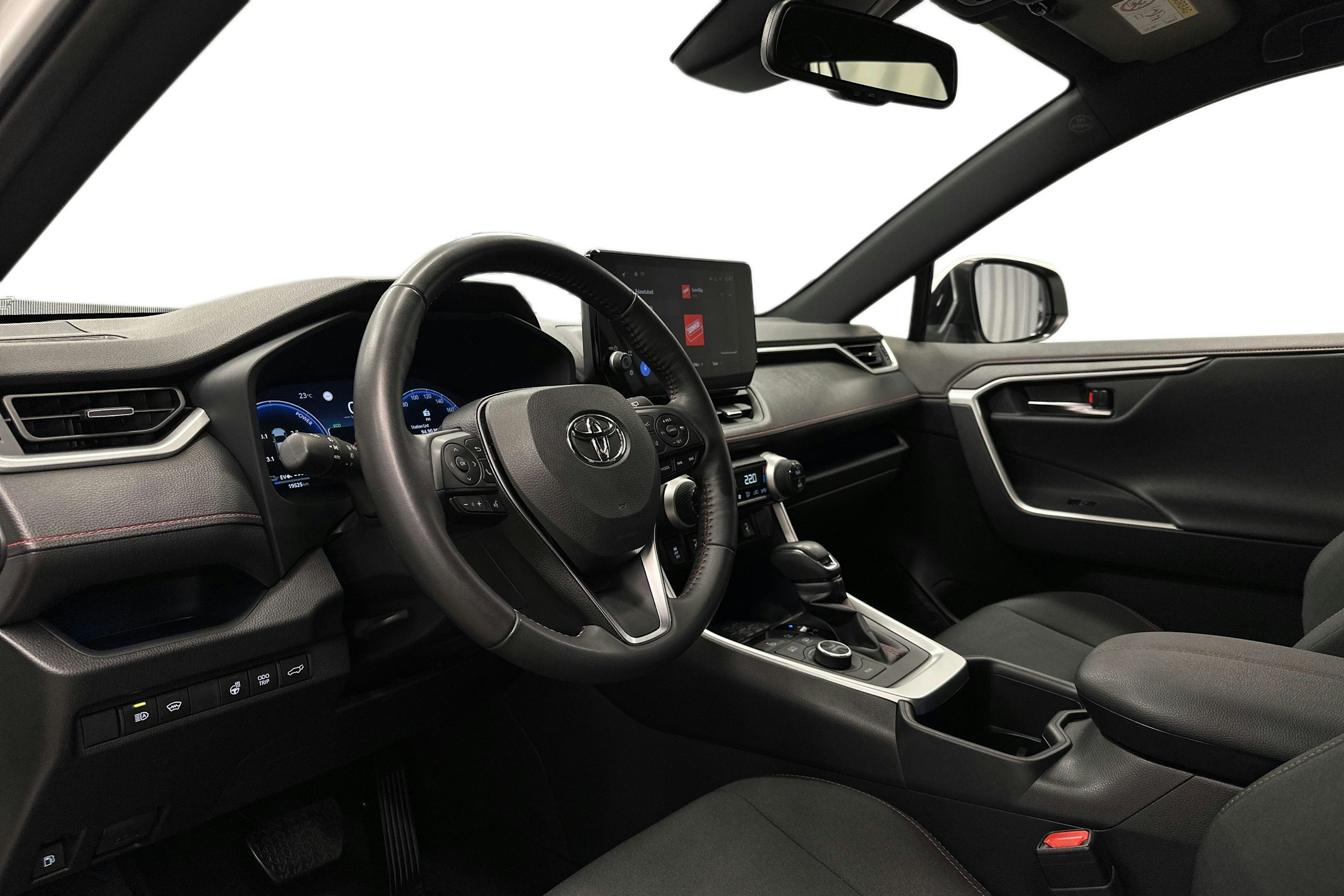 valkoinen Toyota RAV4 Plug-in 2023 kuva 7.