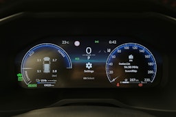 valkoinen Toyota RAV4 Plug-in 2023 kuva 21.