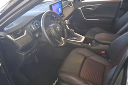 harmaa Toyota RAV4 Plug-in 2023 kuva 6.