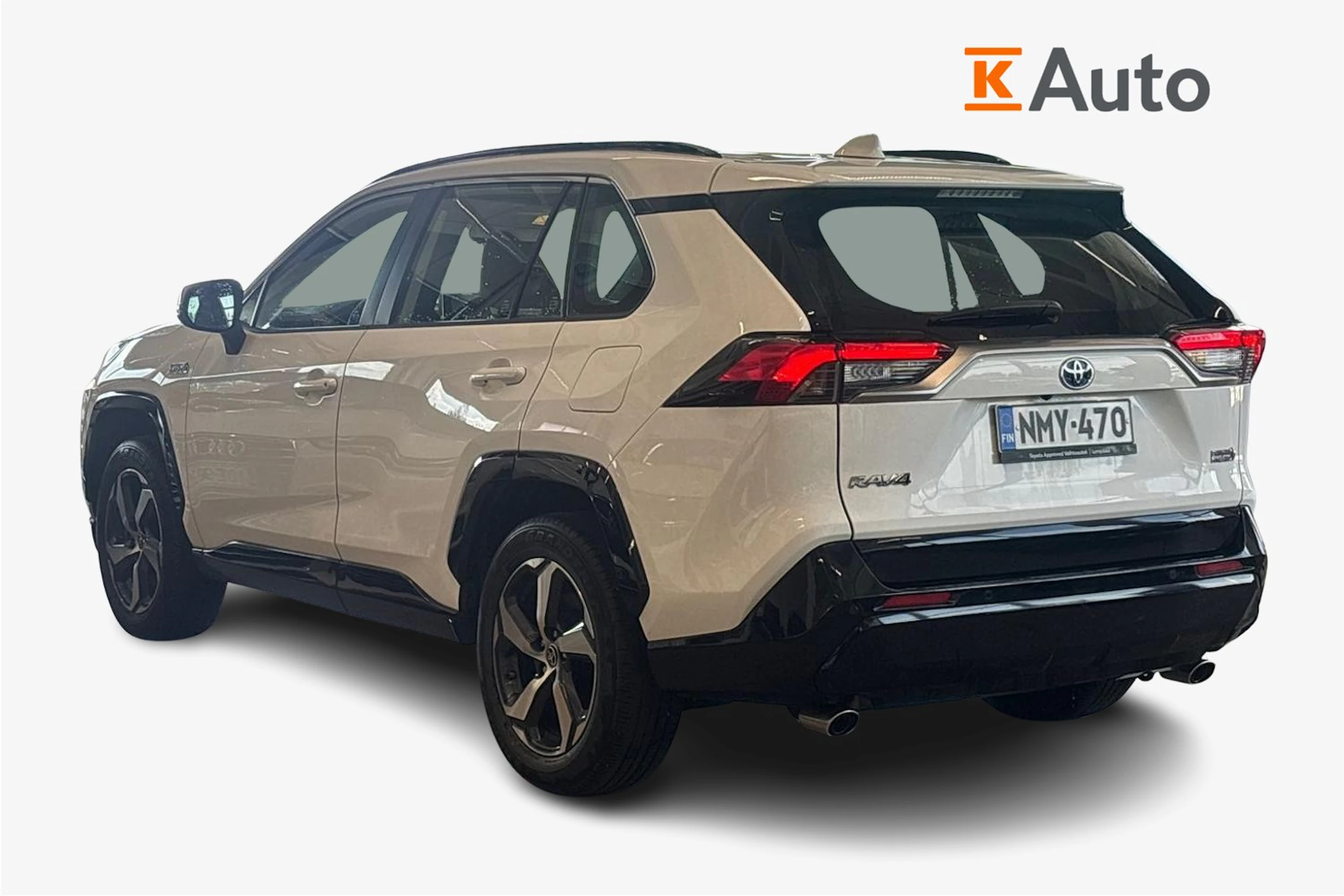 valkoinen Toyota RAV4 Plug-in 2023 kuva 2.