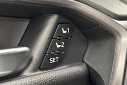 valkoinen Toyota RAV4 Plug-in 2024 kuva 15.