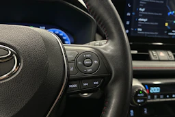 hopea Toyota RAV4 Plug-in 2024 kuva 16.