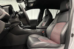 hopea Toyota RAV4 Plug-in 2024 kuva 23.