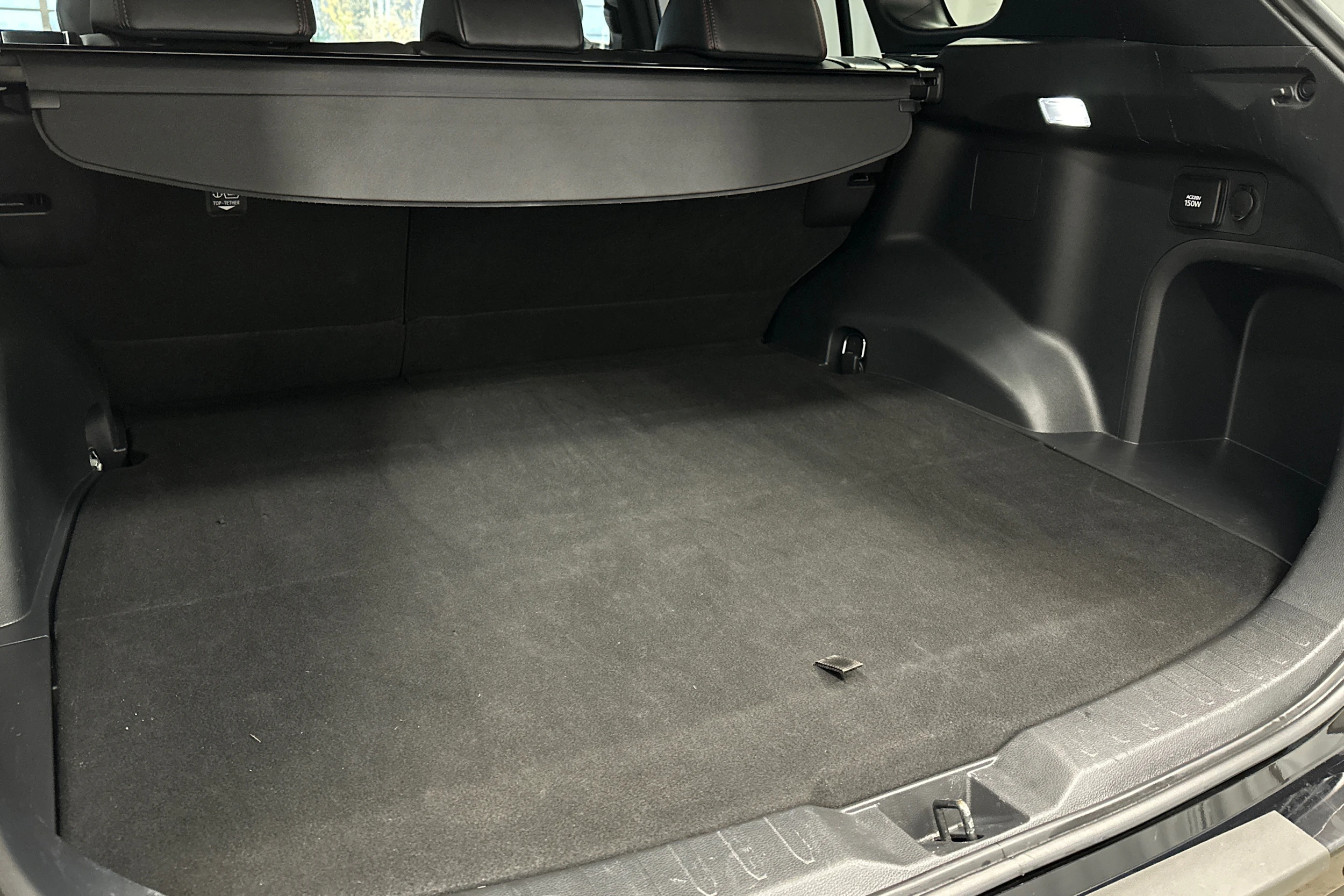 Toyota RAV4 Plug-in 2024 kuva 17.