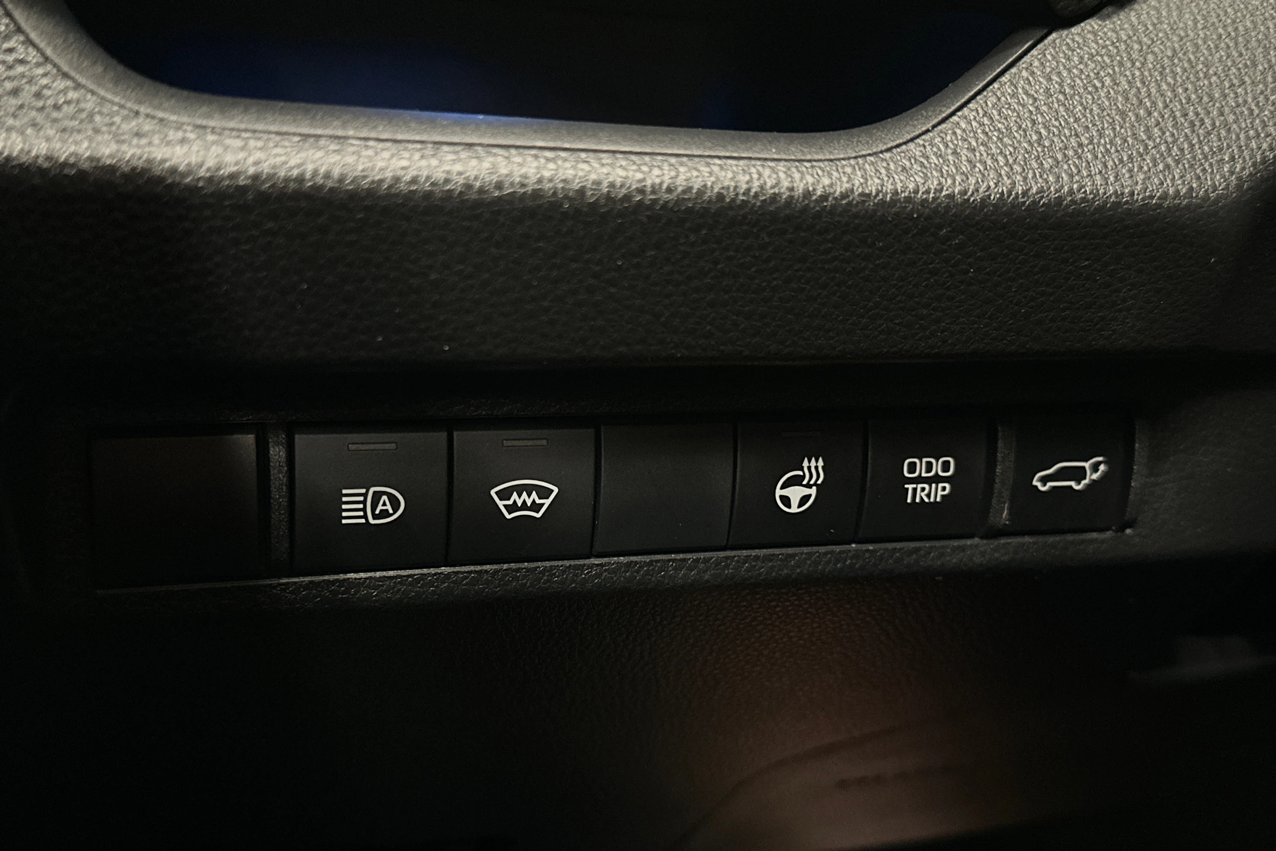 Toyota RAV4 Plug-in 2024 kuva 23.