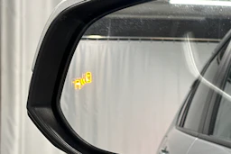 Toyota RAV4 Plug-in 2024 kuva 26.
