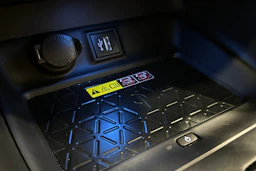 Toyota RAV4 Plug-in 2024 kuva 27.