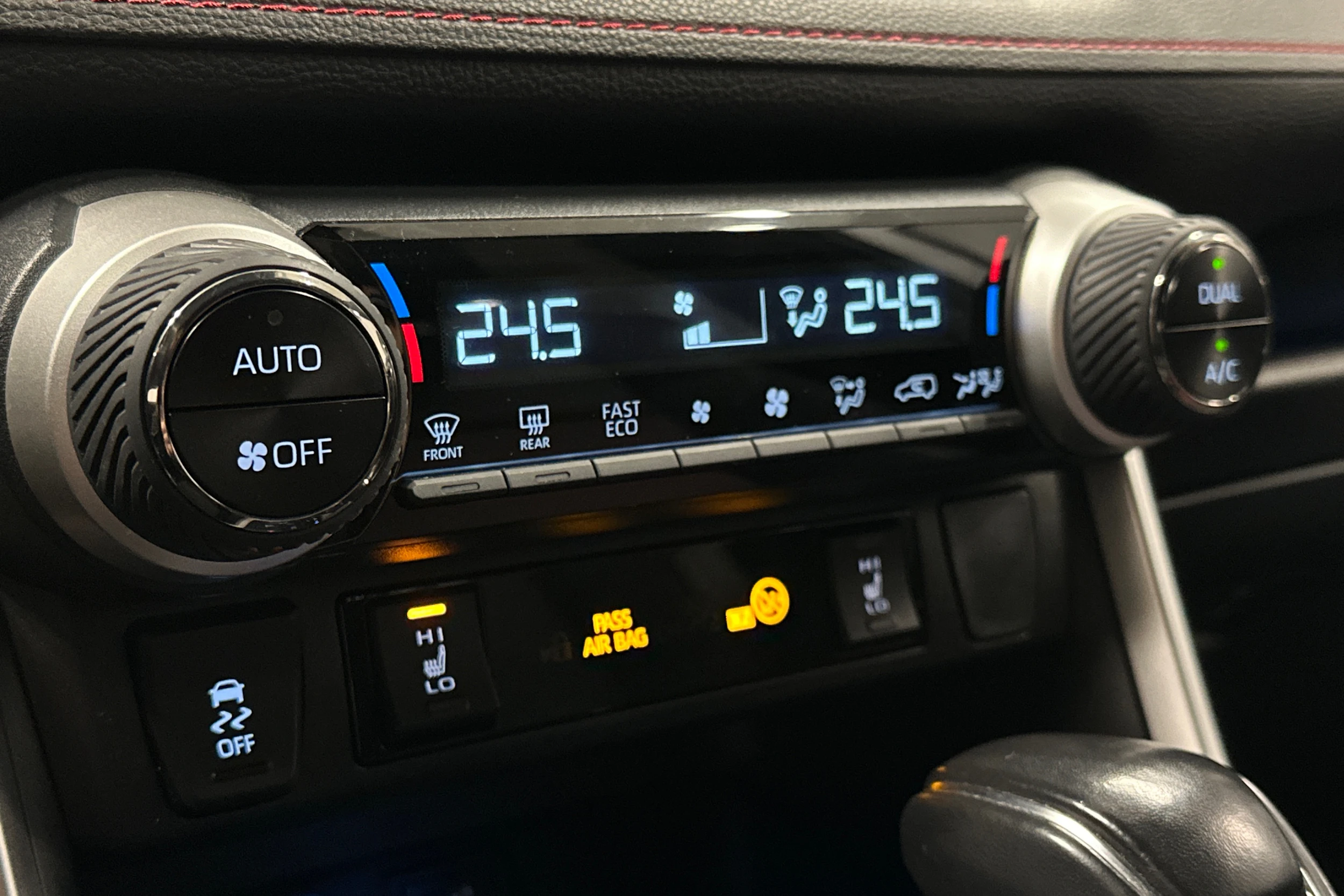 Toyota RAV4 Plug-in 2024 kuva 29.