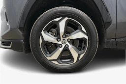 harmaa Toyota RAV4 Plug-in 2024 kuva 12.