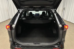 harmaa Toyota RAV4 Plug-in 2024 kuva 26.