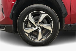 punainen Toyota RAV4 Plug-in 2024 kuva 12.