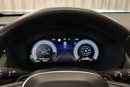 punainen Toyota RAV4 Plug-in 2024 kuva 17.