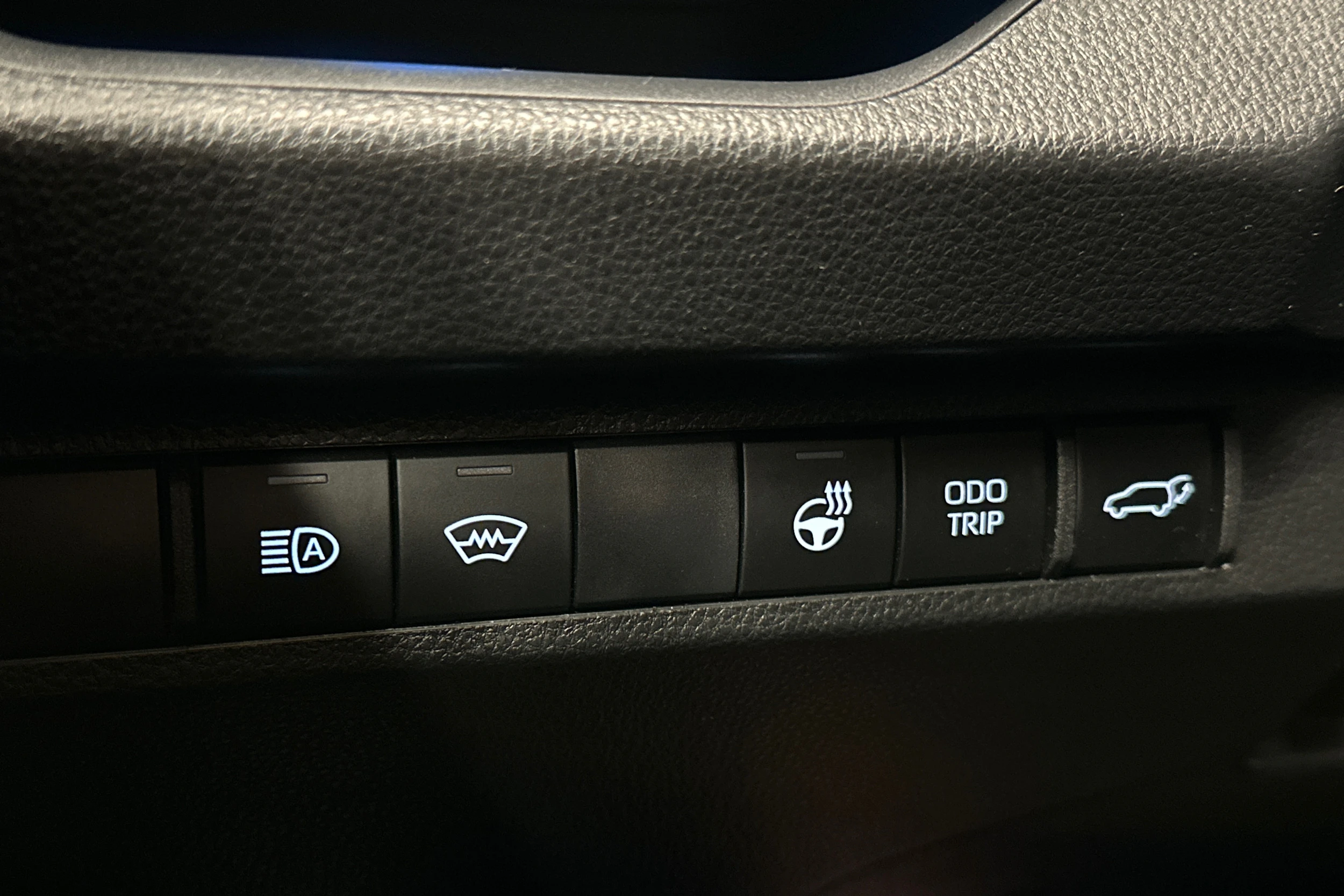 Toyota RAV4 Plug-in 2024 kuva 23.