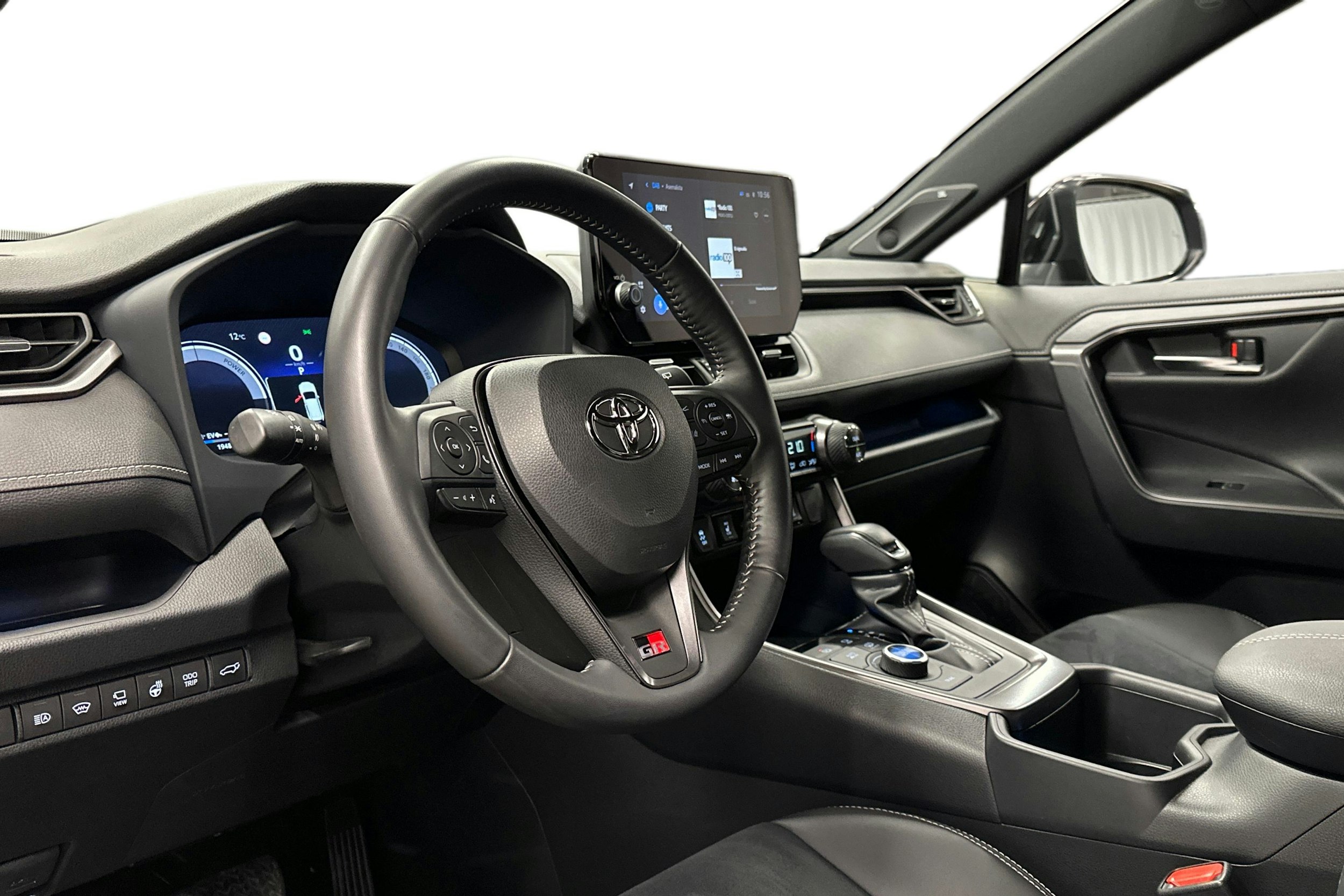 hopea Toyota RAV4 Plug-in 2024 kuva 7.