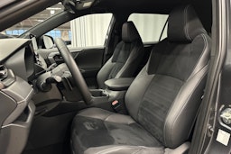 hopea Toyota RAV4 Plug-in 2024 kuva 16.