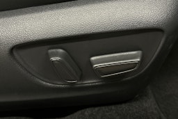 hopea Toyota RAV4 Plug-in 2024 kuva 19.