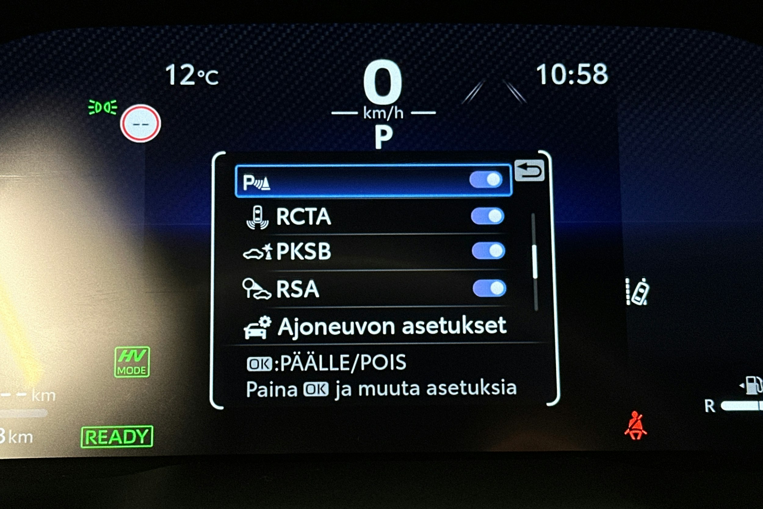 hopea Toyota RAV4 Plug-in 2024 kuva 26.