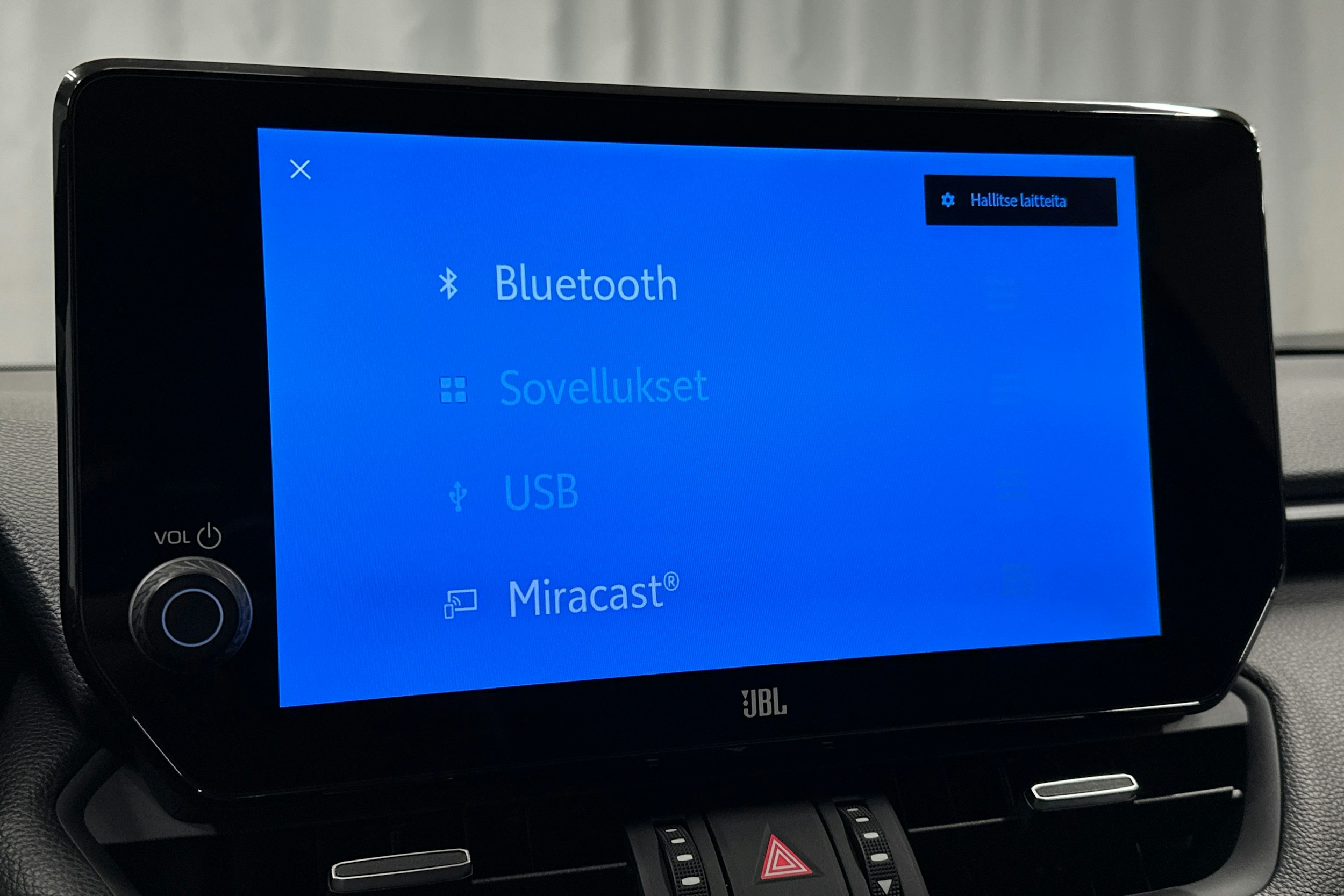 hopea Toyota RAV4 Plug-in 2024 kuva 28.