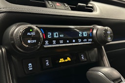 hopea Toyota RAV4 Plug-in 2024 kuva 30.