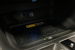 hopea Toyota RAV4 Plug-in 2024 kuva 31.