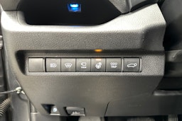 harmaa Toyota RAV4 Plug-in 2024 kuva 14.