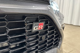 harmaa Toyota RAV4 Plug-in 2024 kuva 34.