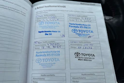harmaa Toyota RAV4 Plug-in 2024 kuva 14.